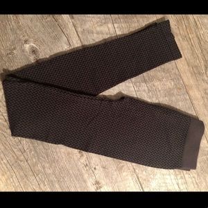 3-Tone Weave Pattern Long Leggings-Charcoal